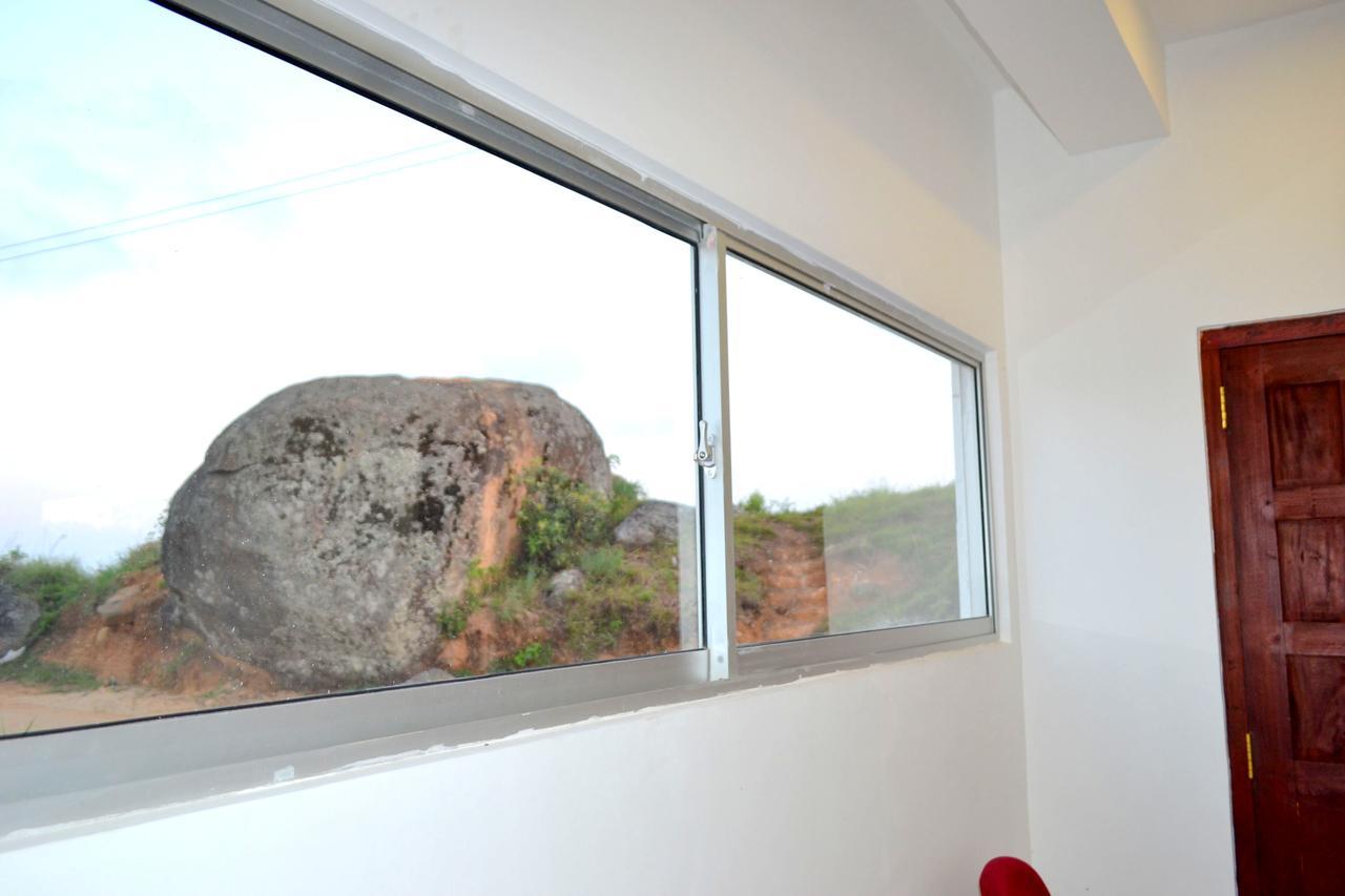 Olive Hill Top Hotel Хапутале Екстериор снимка